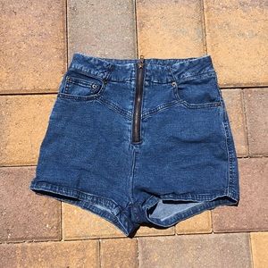 High-waisted jeans shorts.